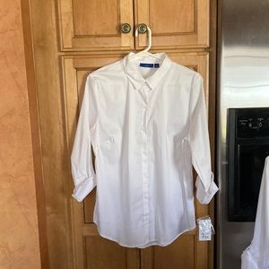 XL Apt 9 (Kohls) white essential button down long sleeve shirt.  NWT